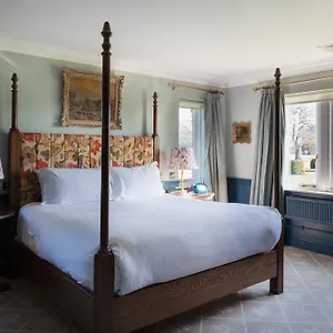 https://the-devonshire-arms-country-house-hotel-spa.yorkshirehotels.net
